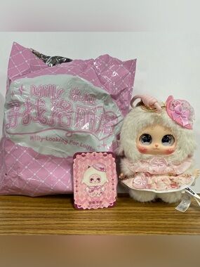 Milly-Looking For Lolita Waltzette Figure
